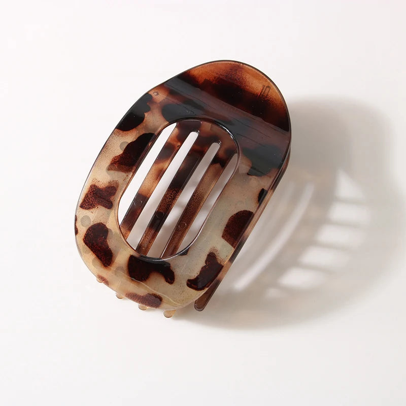 Fashion Oval Flat Hair Clips for Women New Design Leopard Large Flat Round Claw Clip French Hair Clips Trendy Hair Accessories